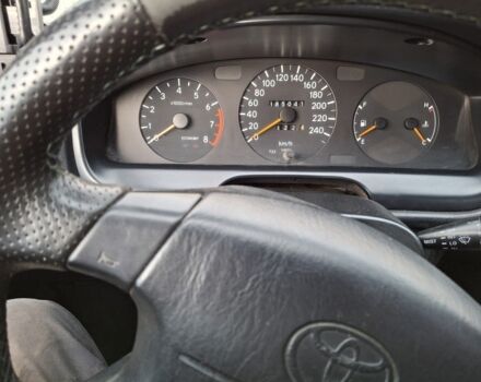 Зеленый Тойота Карина, объемом двигателя 2 л и пробегом 359 тыс. км за 2000 $, фото 7 на Automoto.ua