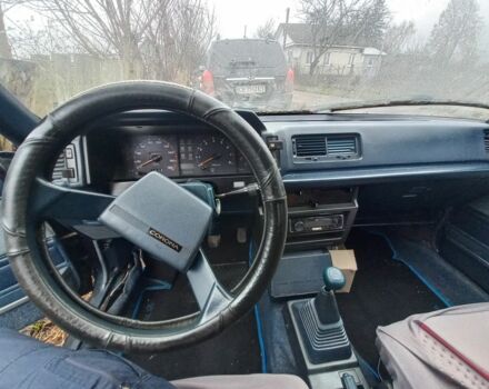 Зеленый Тойота Карина, объемом двигателя 2 л и пробегом 270 тыс. км за 1150 $, фото 4 на Automoto.ua