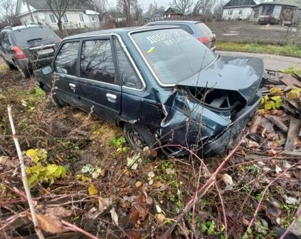 Зеленый Тойота Карина, объемом двигателя 2 л и пробегом 270 тыс. км за 1150 $, фото 9 на Automoto.ua