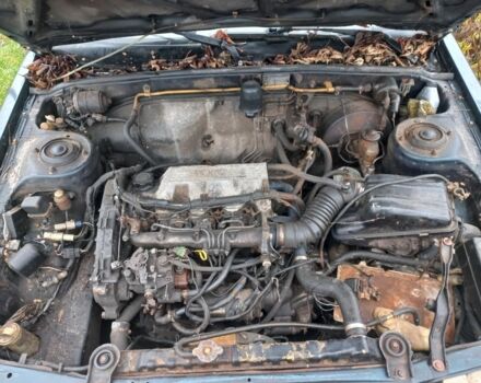 Зеленый Тойота Карина, объемом двигателя 2 л и пробегом 270 тыс. км за 1150 $, фото 2 на Automoto.ua