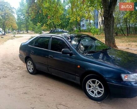 Зелений Тойота Каріна, об'ємом двигуна 1.6 л та пробігом 400 тис. км за 2000 $, фото 2 на Automoto.ua