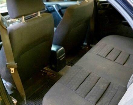 Зелений Тойота Каріна, об'ємом двигуна 1.6 л та пробігом 438 тис. км за 2000 $, фото 4 на Automoto.ua