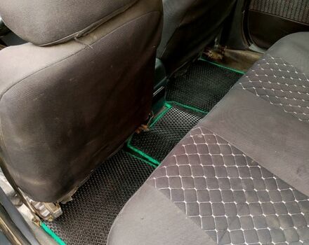 Зеленый Тойота Карина, объемом двигателя 2 л и пробегом 525 тыс. км за 2400 $, фото 9 на Automoto.ua