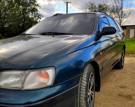 Зеленый Тойота Карина, объемом двигателя 2 л и пробегом 380 тыс. км за 3700 $, фото 4 на Automoto.ua