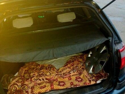 Зеленый Тойота Карина, объемом двигателя 2 л и пробегом 0 тыс. км за 2300 $, фото 1 на Automoto.ua