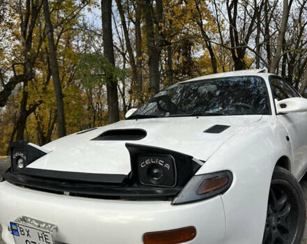 Белый Тойота Селика, объемом двигателя 2.2 л и пробегом 250 тыс. км за 4000 $, фото 1 на Automoto.ua