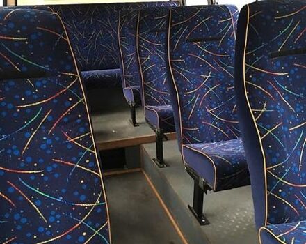 Білий Тойота Coaster, об'ємом двигуна 4.2 л та пробігом 500 тис. км за 6000 $, фото 2 на Automoto.ua