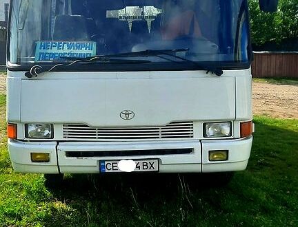 Белый Тойота Коастер, объемом двигателя 4.1 л и пробегом 0 тыс. км за 6500 $, фото 1 на Automoto.ua