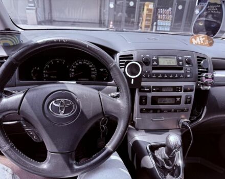 Бежевий Тойота Королла Версо, об'ємом двигуна 2 л та пробігом 318 тис. км за 2950 $, фото 12 на Automoto.ua