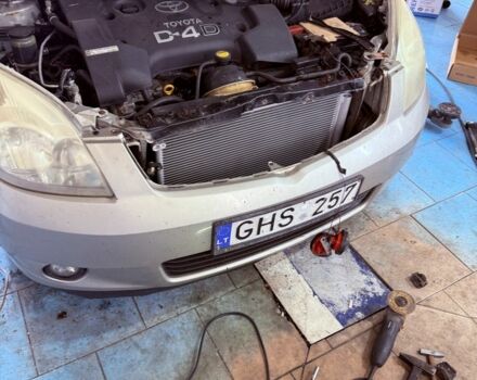 Бежевий Тойота Королла Версо, об'ємом двигуна 2 л та пробігом 318 тис. км за 2950 $, фото 7 на Automoto.ua