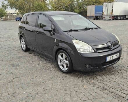 Черный Тойота Королла Версо, объемом двигателя 2.2 л и пробегом 300 тыс. км за 3300 $, фото 2 на Automoto.ua