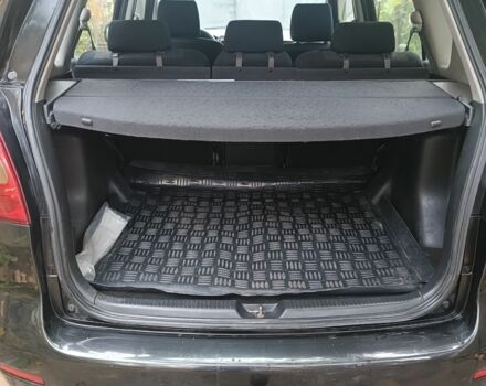 Черный Тойота Королла Версо, объемом двигателя 2 л и пробегом 39 тыс. км за 2450 $, фото 5 на Automoto.ua