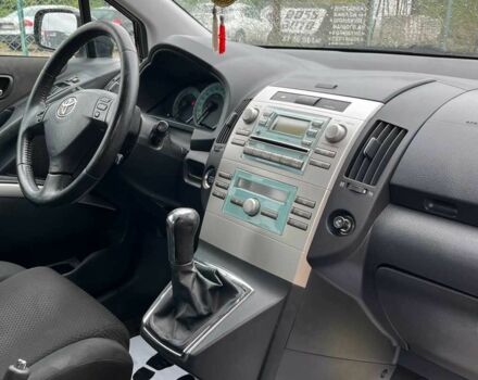 Черный Тойота Королла Версо, объемом двигателя 2 л и пробегом 200 тыс. км за 5500 $, фото 19 на Automoto.ua