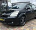 Черный Тойота Королла Версо, объемом двигателя 2 л и пробегом 200 тыс. км за 5500 $, фото 2 на Automoto.ua