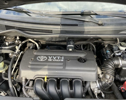 Черный Тойота Королла Версо, объемом двигателя 1.8 л и пробегом 254 тыс. км за 5900 $, фото 19 на Automoto.ua