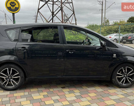 Черный Тойота Королла Версо, объемом двигателя 2 л и пробегом 200 тыс. км за 5500 $, фото 7 на Automoto.ua