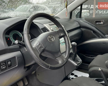 Черный Тойота Королла Версо, объемом двигателя 2 л и пробегом 200 тыс. км за 5500 $, фото 13 на Automoto.ua