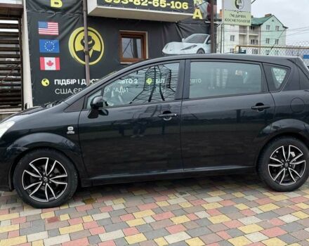 Черный Тойота Королла Версо, объемом двигателя 2 л и пробегом 200 тыс. км за 5500 $, фото 3 на Automoto.ua