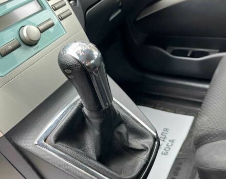 Черный Тойота Королла Версо, объемом двигателя 2 л и пробегом 200 тыс. км за 5500 $, фото 13 на Automoto.ua