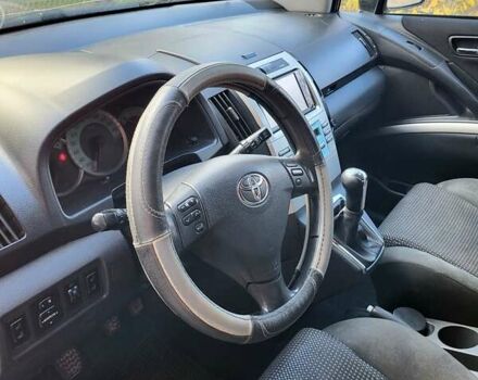 Черный Тойота Королла Версо, объемом двигателя 2.23 л и пробегом 328 тыс. км за 4100 $, фото 12 на Automoto.ua