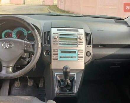 Черный Тойота Королла Версо, объемом двигателя 2.23 л и пробегом 233 тыс. км за 7100 $, фото 5 на Automoto.ua