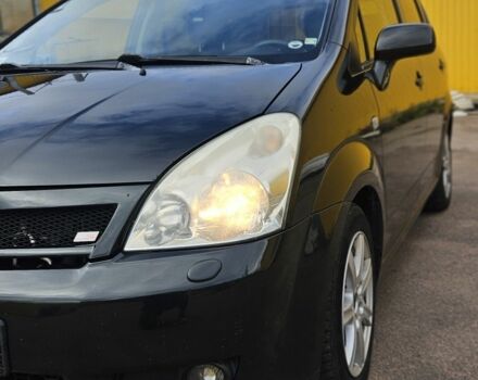 Черный Тойота Королла Версо, объемом двигателя 2 л и пробегом 373 тыс. км за 2957 $, фото 9 на Automoto.ua