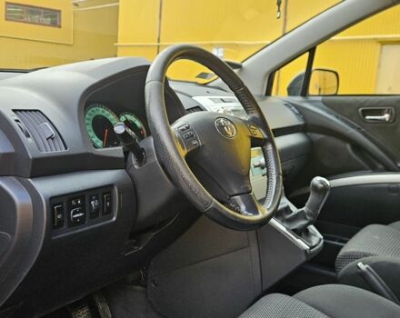 Черный Тойота Королла Версо, объемом двигателя 2 л и пробегом 373 тыс. км за 2957 $, фото 21 на Automoto.ua