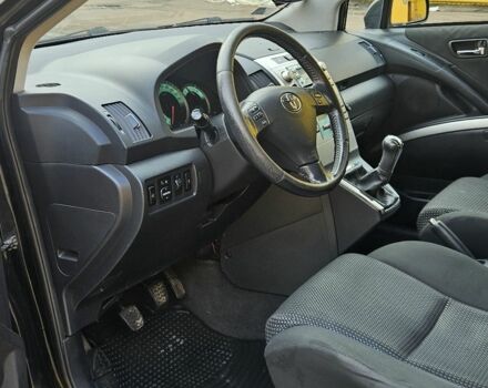 Черный Тойота Королла Версо, объемом двигателя 2 л и пробегом 373 тыс. км за 2957 $, фото 20 на Automoto.ua