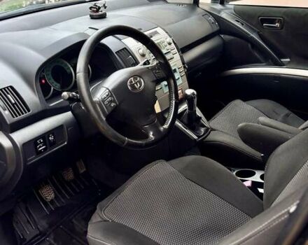 Черный Тойота Королла Версо, объемом двигателя 2.23 л и пробегом 220 тыс. км за 7000 $, фото 10 на Automoto.ua