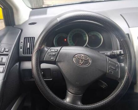 Черный Тойота Королла Версо, объемом двигателя 2.23 л и пробегом 390 тыс. км за 6000 $, фото 6 на Automoto.ua