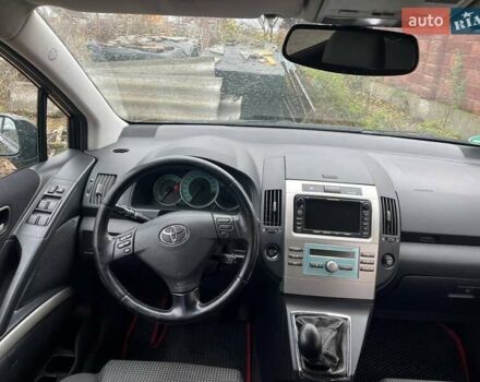 Черный Тойота Королла Версо, объемом двигателя 2.23 л и пробегом 267 тыс. км за 6000 $, фото 2 на Automoto.ua