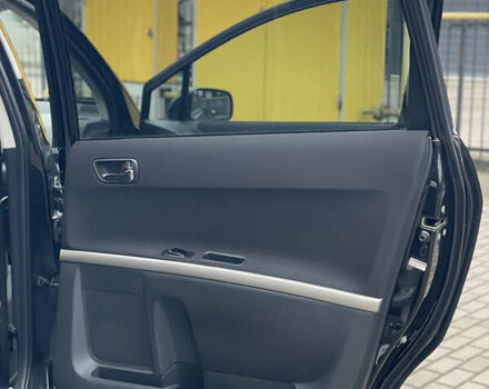 Черный Тойота Королла Версо, объемом двигателя 1.79 л и пробегом 220 тыс. км за 6800 $, фото 15 на Automoto.ua