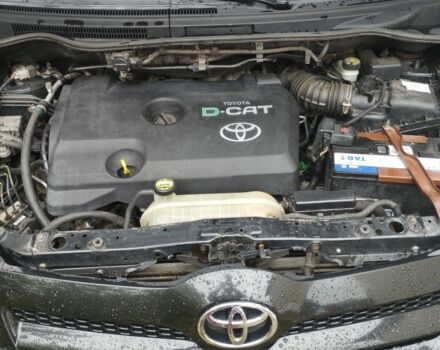 Черный Тойота Королла Версо, объемом двигателя 2.2 л и пробегом 299 тыс. км за 6500 $, фото 5 на Automoto.ua