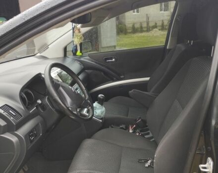 Черный Тойота Королла Версо, объемом двигателя 2.2 л и пробегом 299 тыс. км за 6500 $, фото 11 на Automoto.ua