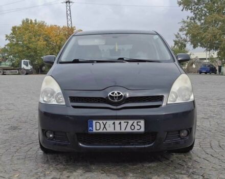 Черный Тойота Королла Версо, объемом двигателя 2.2 л и пробегом 300 тыс. км за 3300 $, фото 1 на Automoto.ua