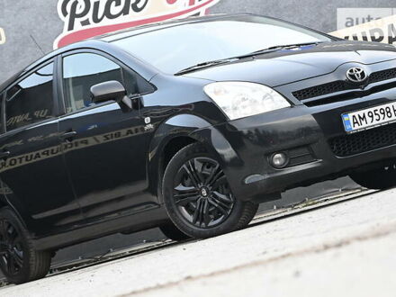 Тойота Королла Версо 2006 у Бердичеве на Automoto.ua Чорний Тойота Королла Версо, об'ємом двигуна 2.2 л та пробігом 282 тис. км за 6600 $, фото 1 на Automoto.ua