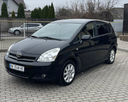 Черный Тойота Королла Версо, объемом двигателя 1.79 л и пробегом 220 тыс. км за 6800 $, фото 1 на Automoto.ua