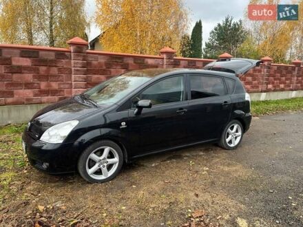 Черный Тойота Королла Версо, объемом двигателя 2.23 л и пробегом 267 тыс. км за 6000 $, фото 1 на Automoto.ua