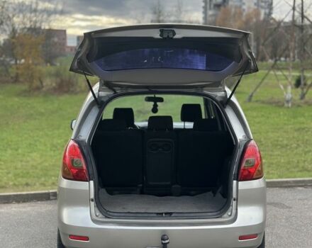 Коричневий Тойота Королла Версо, об'ємом двигуна 2 л та пробігом 293 тис. км за 2000 $, фото 4 на Automoto.ua