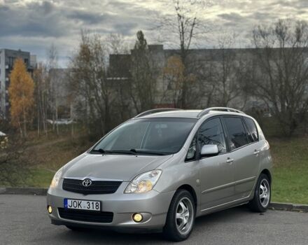 Коричневий Тойота Королла Версо, об'ємом двигуна 2 л та пробігом 293 тис. км за 2000 $, фото 1 на Automoto.ua