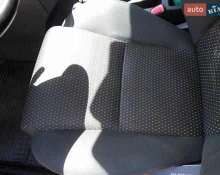 Красный Тойота Королла Версо, объемом двигателя 2.23 л и пробегом 198 тыс. км за 8200 $, фото 10 на Automoto.ua