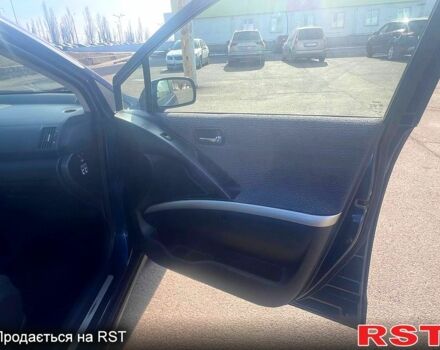 Тойота Королла Версо, объемом двигателя 2.2 л и пробегом 315 тыс. км за 5500 $, фото 3 на Automoto.ua