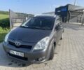 Серый Тойота Королла Версо, объемом двигателя 2.2 л и пробегом 210 тыс. км за 2900 $, фото 2 на Automoto.ua