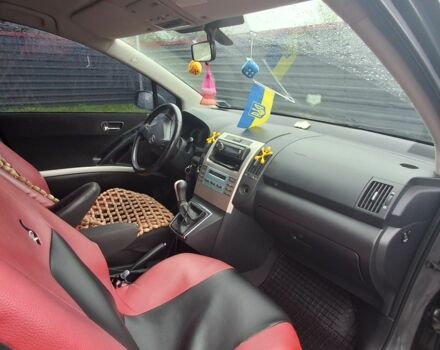 Сірий Тойота Королла Версо, об'ємом двигуна 2.2 л та пробігом 330 тис. км за 6800 $, фото 4 на Automoto.ua