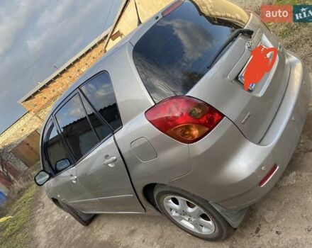 Сірий Тойота Королла Версо, об'ємом двигуна 2 л та пробігом 208 тис. км за 5900 $, фото 4 на Automoto.ua