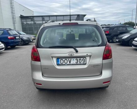 Сірий Тойота Королла Версо, об'ємом двигуна 2 л та пробігом 206 тис. км за 3250 $, фото 6 на Automoto.ua