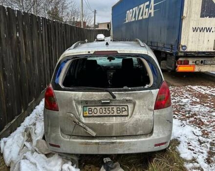 Серый Тойота Королла Версо, объемом двигателя 1.6 л и пробегом 350 тыс. км за 1500 $, фото 5 на Automoto.ua