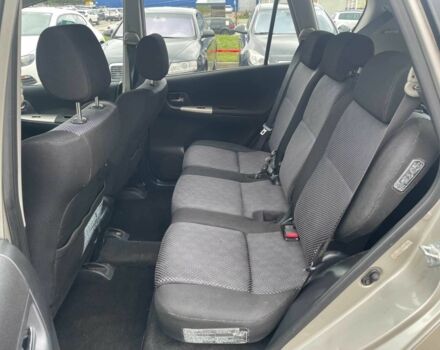 Сірий Тойота Королла Версо, об'ємом двигуна 2 л та пробігом 206 тис. км за 3250 $, фото 18 на Automoto.ua