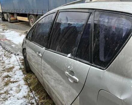 Серый Тойота Королла Версо, объемом двигателя 1.6 л и пробегом 350 тыс. км за 1500 $, фото 6 на Automoto.ua