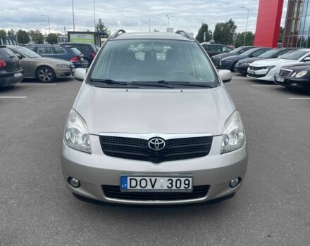 Сірий Тойота Королла Версо, об'ємом двигуна 2 л та пробігом 206 тис. км за 3250 $, фото 2 на Automoto.ua